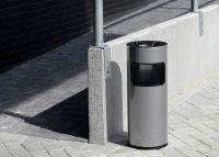 Odpadkový koš Safe s kulatým popelníkem - Stříbrný DURABLE