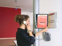 SHERPA nástěnný držák s 10 černo šedými kapsami A4 DURABLE