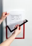 Magnetický rámeček DURAFRAME A4, Červený, bal. 5 ks DURABLE