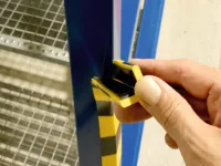 Ochranný profil rohu C20 z PUR pěny - Magnetický - 1 m DURABLE