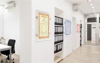 Distanční Plexi rámeček na plakát A4 - Stříbrná mat A-Z Reklama CZ
