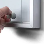 Informační Vitrína SLIM s posuvnými dvířky 8xA4 A-Z Reklama CZ