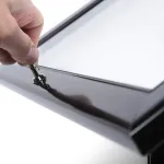 Černý Menuboard s osvětlenou vitrínkou na 2xA4 listy A-Z Reklama CZ