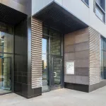 Venkovní uzamykatelná vitrína Alpha 12xA4 - stříbrná A-Z Reklama CZ