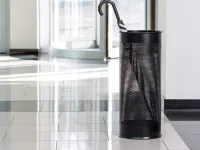 Kovový stojan na deštníky – Černý o objemu 28,5 l DURABLE
